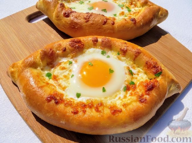 Рецепт хачапурі по-аджарськи
