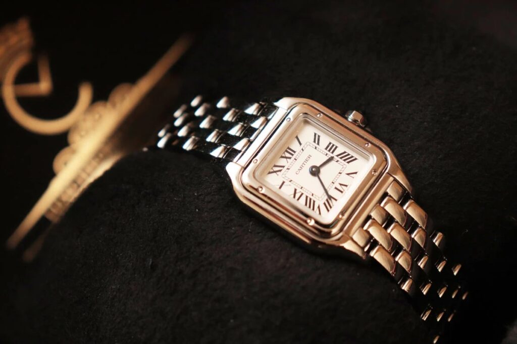 Часы Cartier